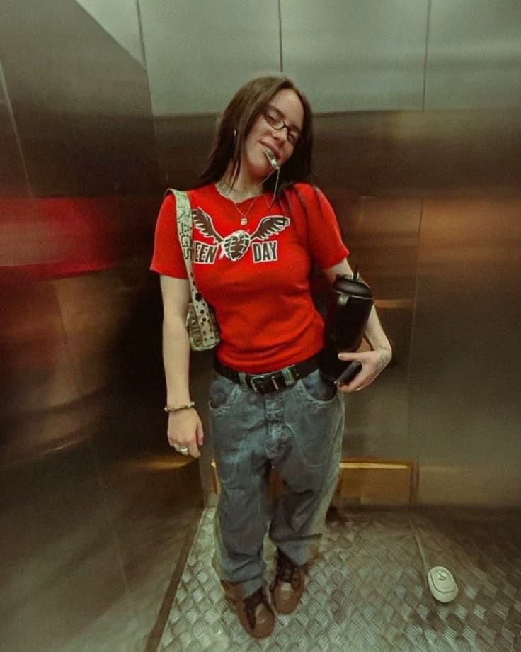 WLW/GL -billie elish- thumbnail