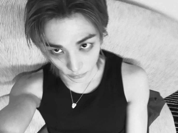Hwang hyunjin  thumbnail