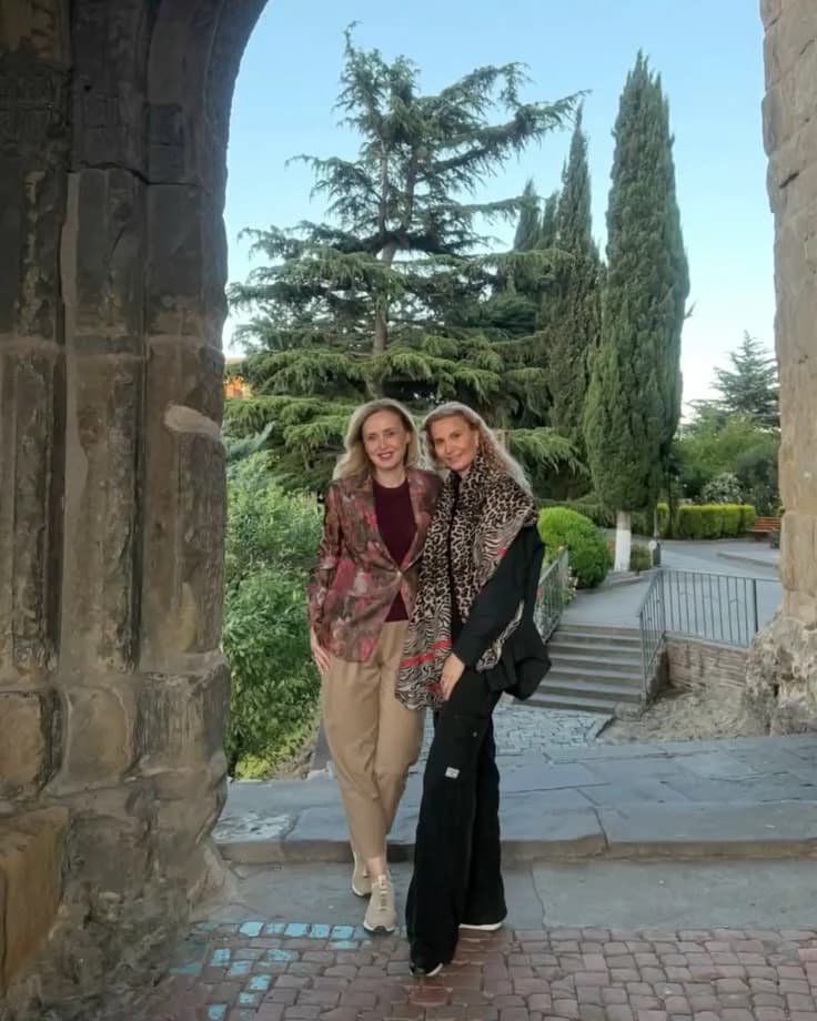 Mariam Giorgobiana y Eteri Tutberidze thumbnail