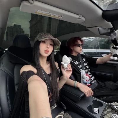 Anya & kai thumbnail