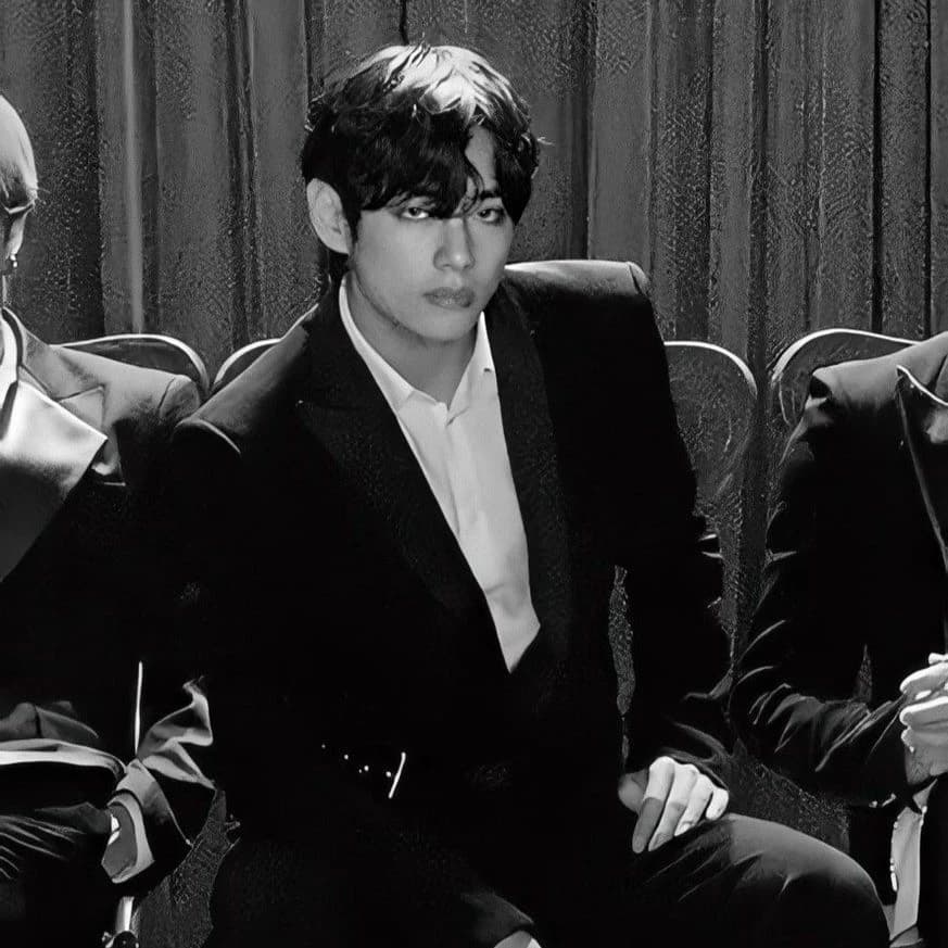 Kim Taehyung thumbnail