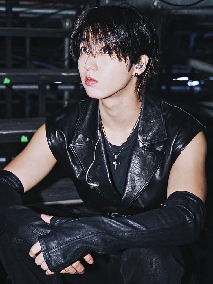 Han Jisung(Hyunsung) thumbnail