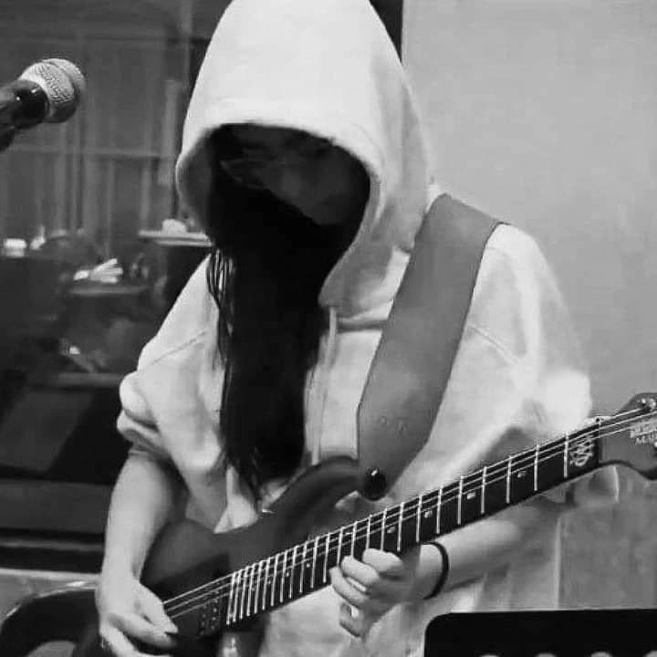 Mikha Lim  thumbnail