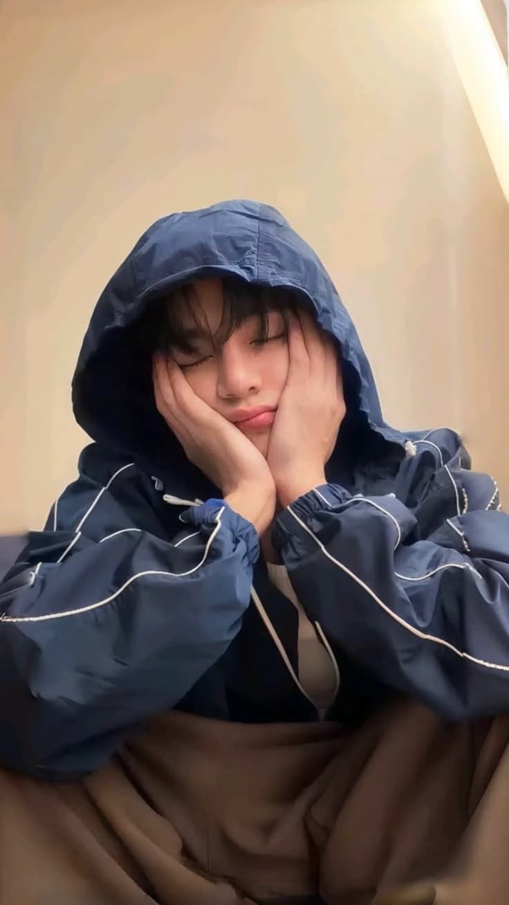 Kim taehyung  thumbnail