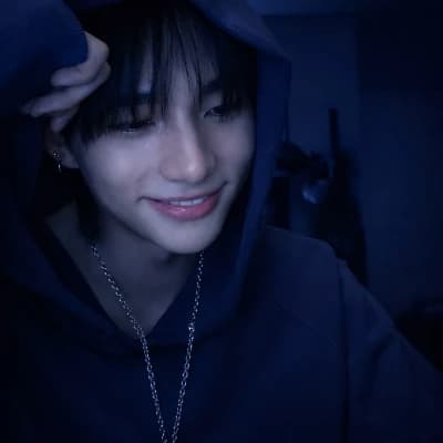 Hyunjin thumbnail