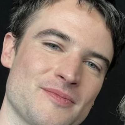Tom Sturridge  thumbnail
