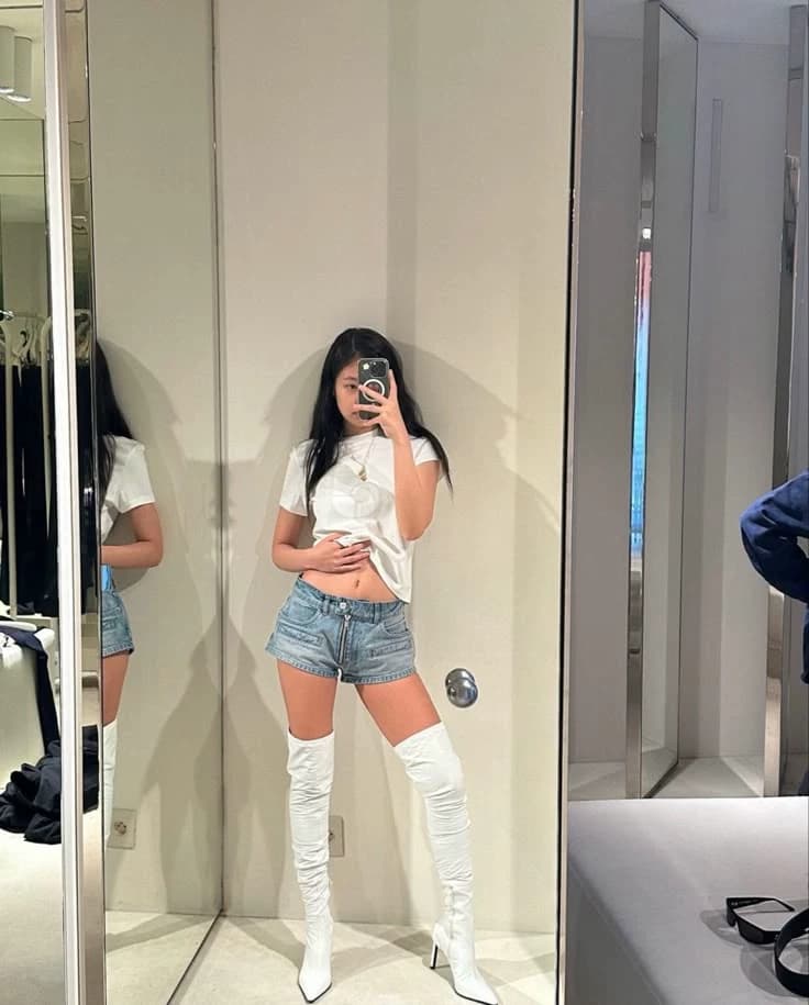 Jennie thumbnail