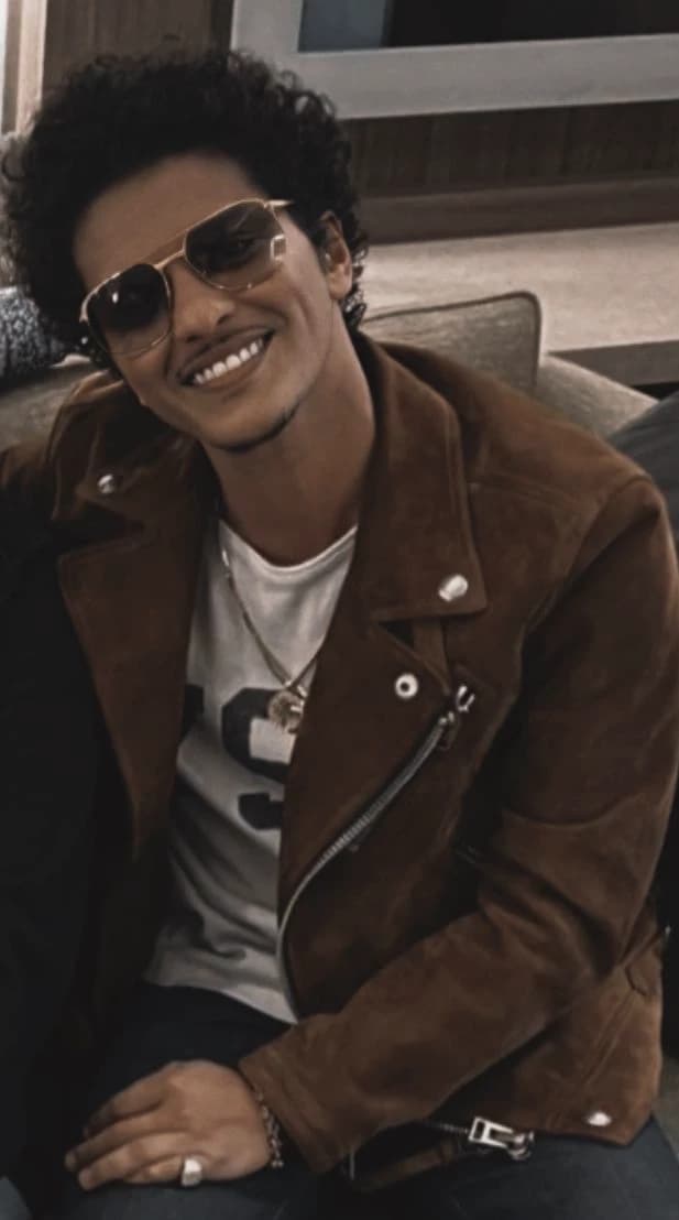 Bruno Mars thumbnail