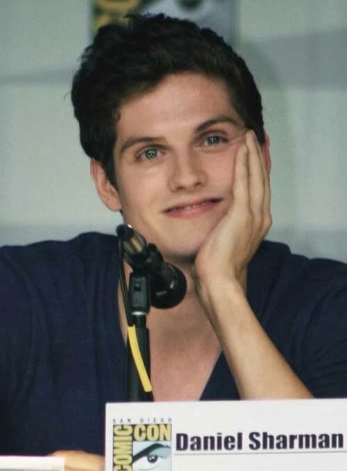 Daniel Sharman thumbnail