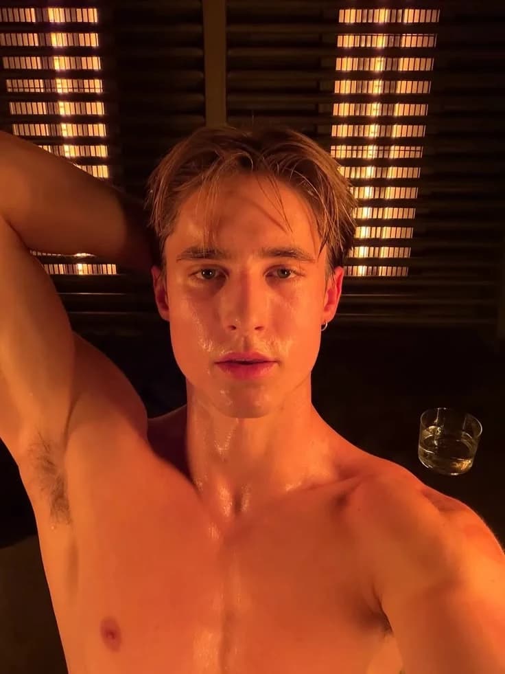 oliver thumbnail