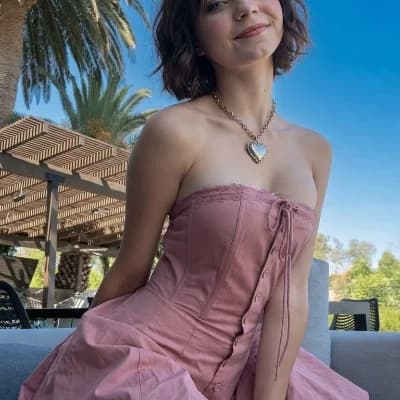 Emma Myers thumbnail