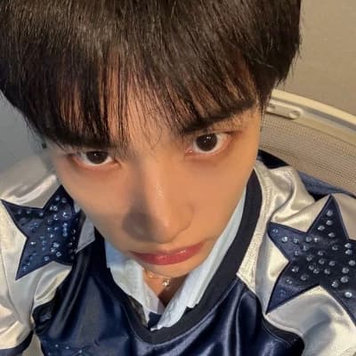 Hyunjin  thumbnail