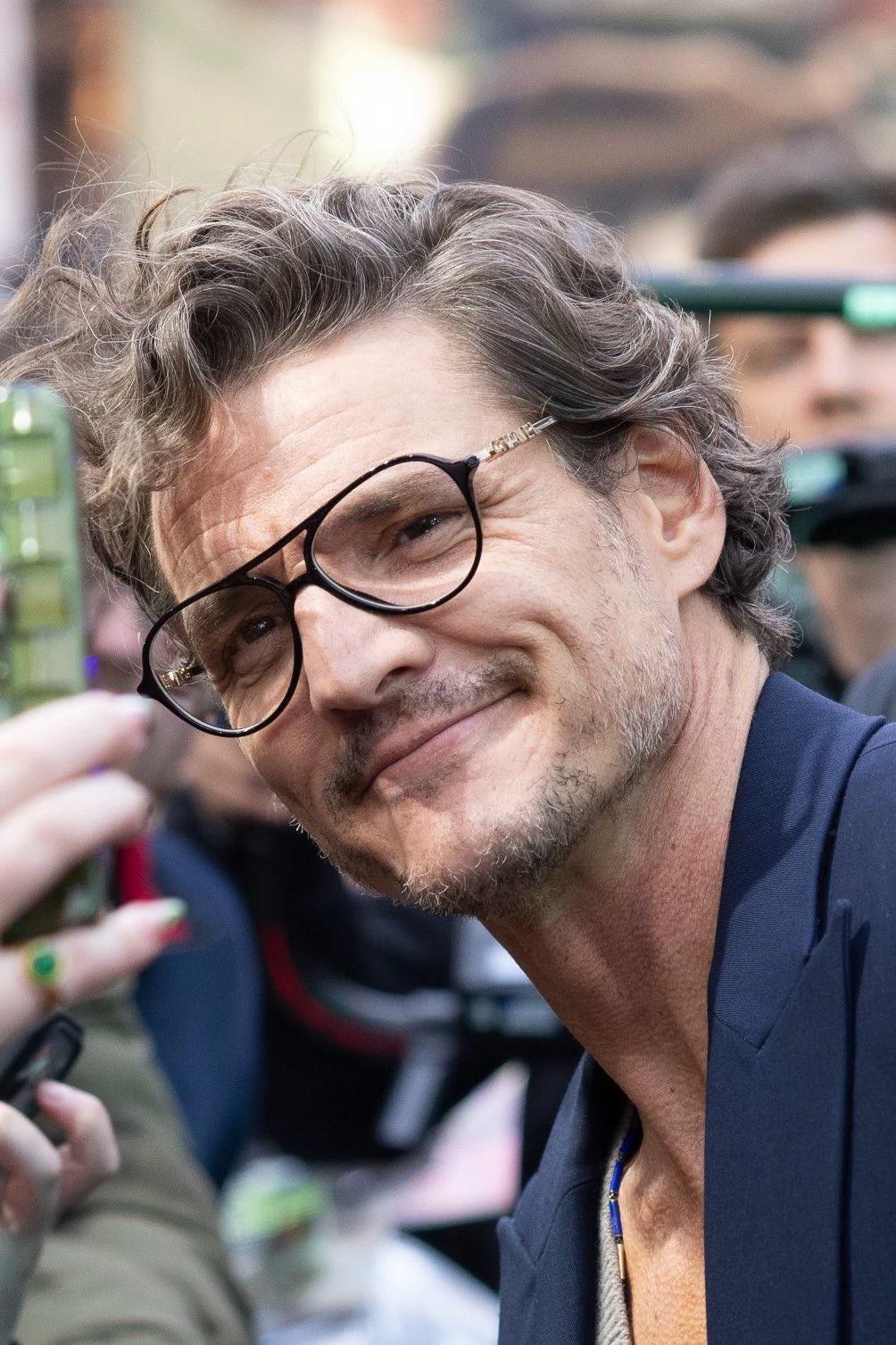 Pedro Pascal  thumbnail