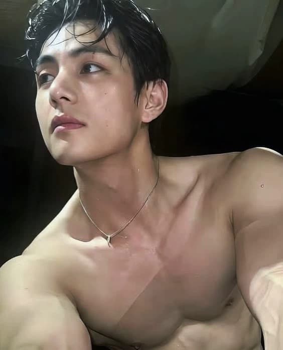 Kim Taehyung thumbnail