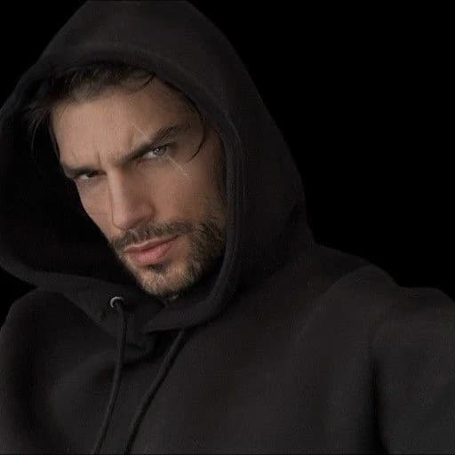 Alex  thumbnail