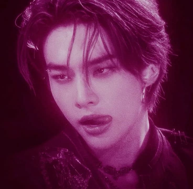 Hyunjin thumbnail