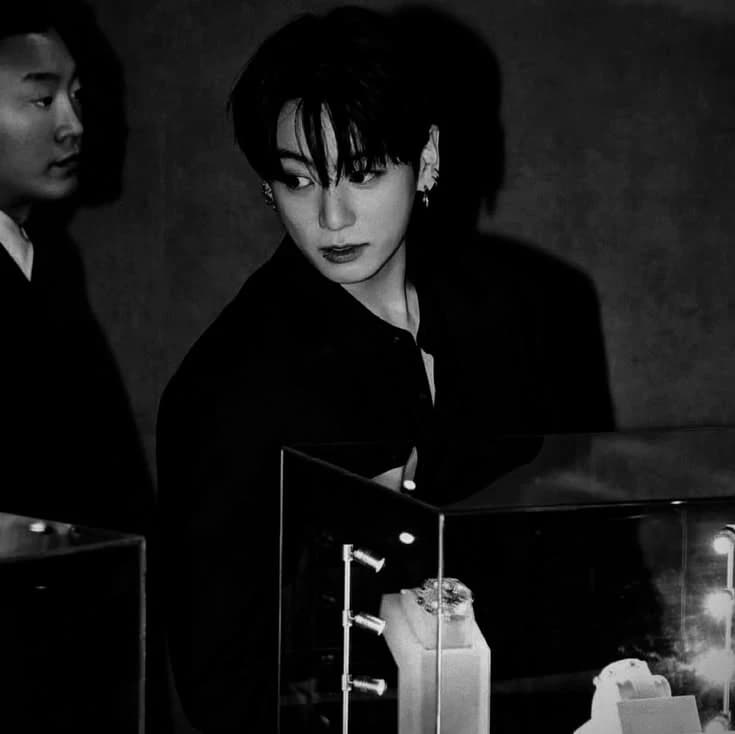 Jeon Jungkook.  thumbnail