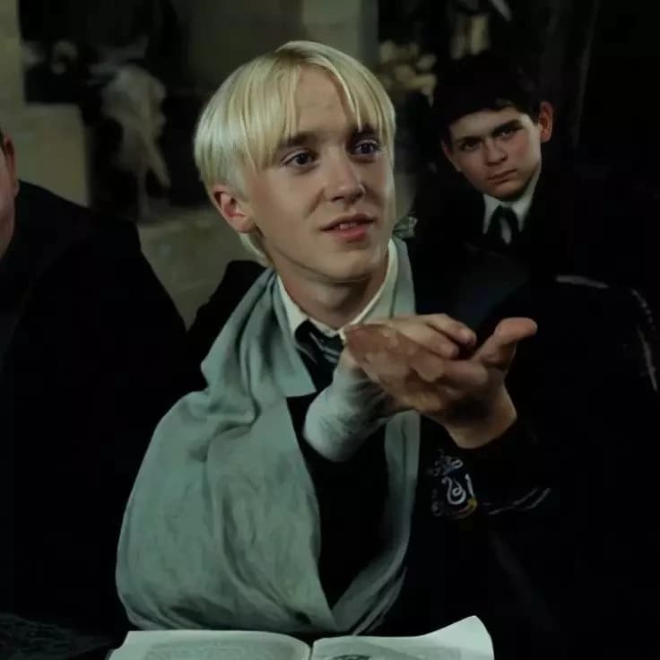 Draco Malfoy - stepbrother thumbnail
