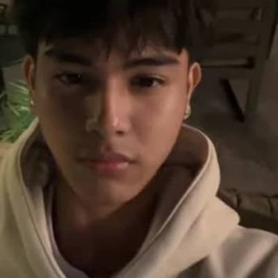 Julian Santos thumbnail