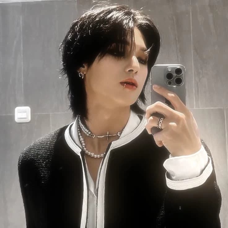 Wooyoung <3 thumbnail