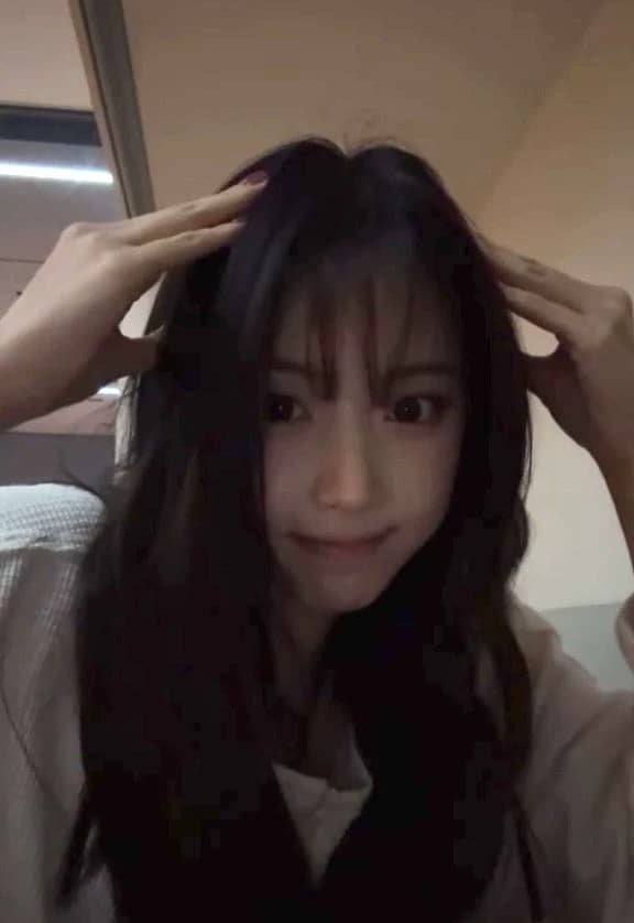 Kim Jiwoo thumbnail
