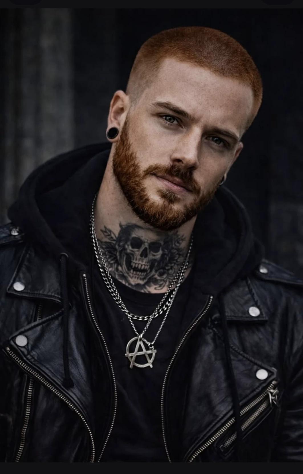 Wyatt Blair ( Alpha of Fangwood Pack. ) thumbnail