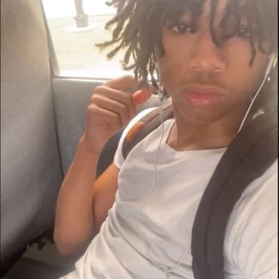 Dark-skin boy Eliott thumbnail