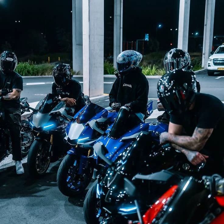 5 motards thumbnail