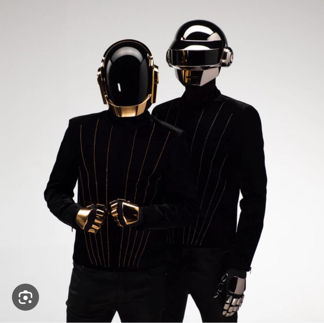 crea tu propia historia con daft punk  thumbnail