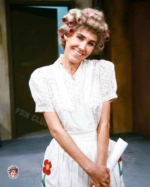 Doña Florinda (El Chavo del Ocho)Hello thumbnail