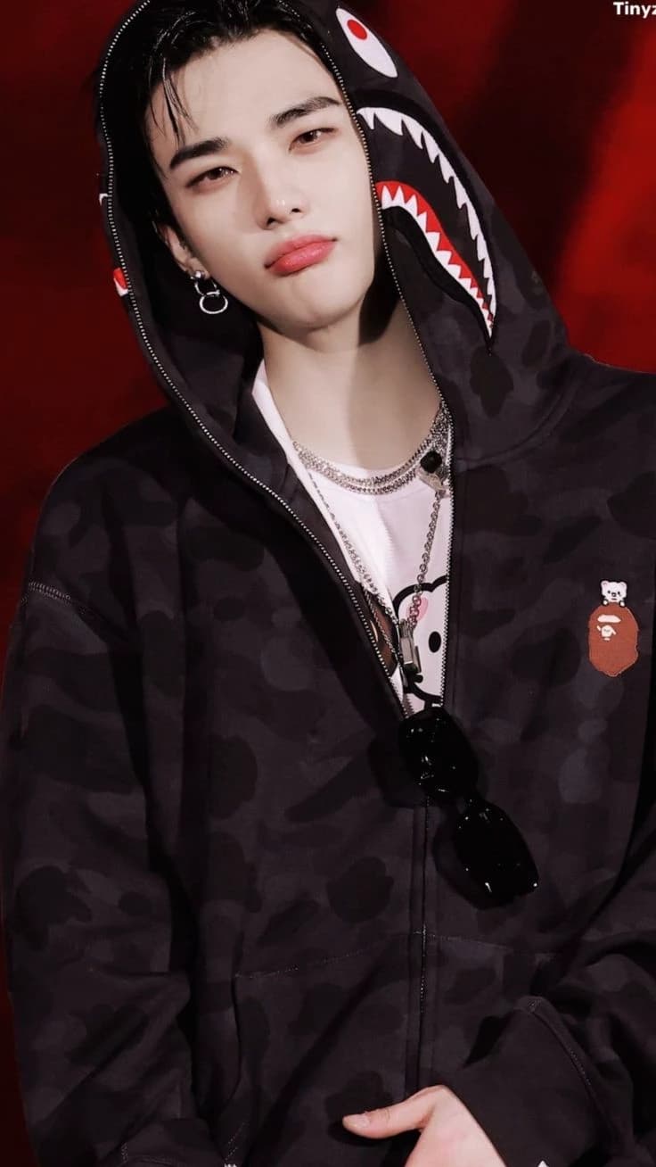 Hwang Hyunjin thumbnail