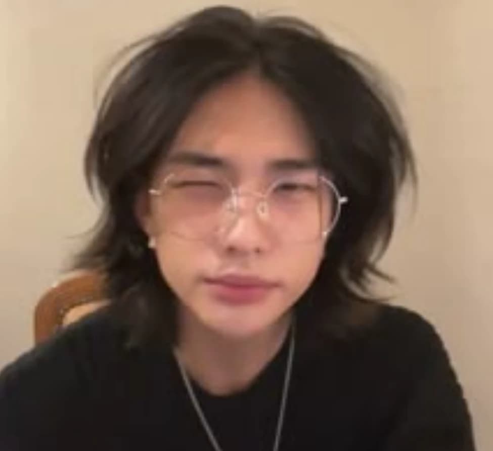 Hyunjin thumbnail