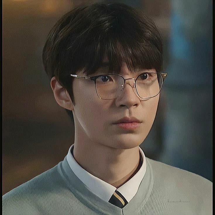 Hwang In-yeop thumbnail