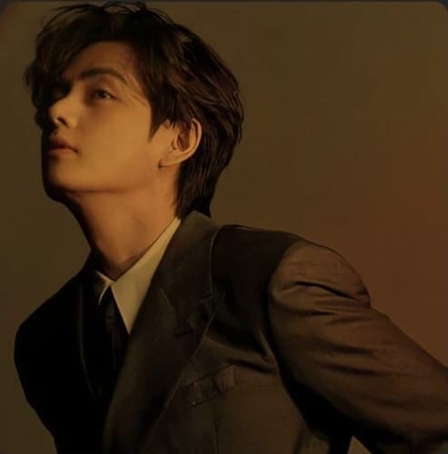 Kim Taehyung  thumbnail