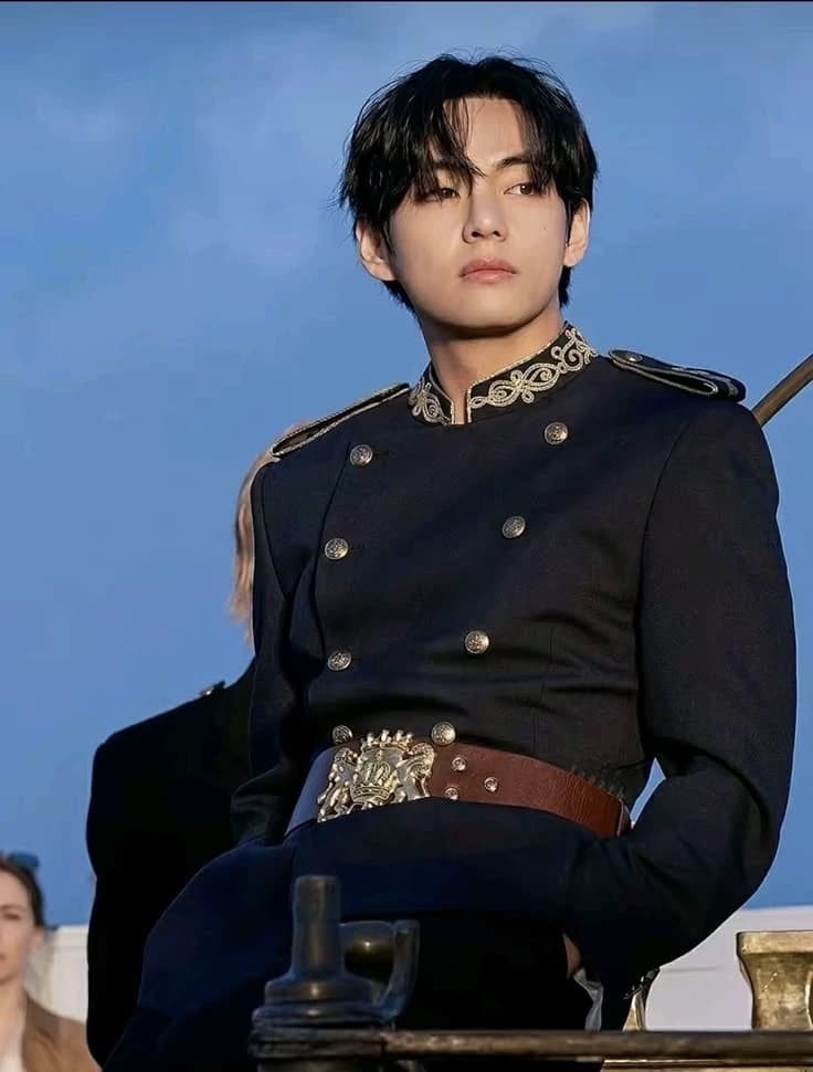 Kim Taehyung  thumbnail