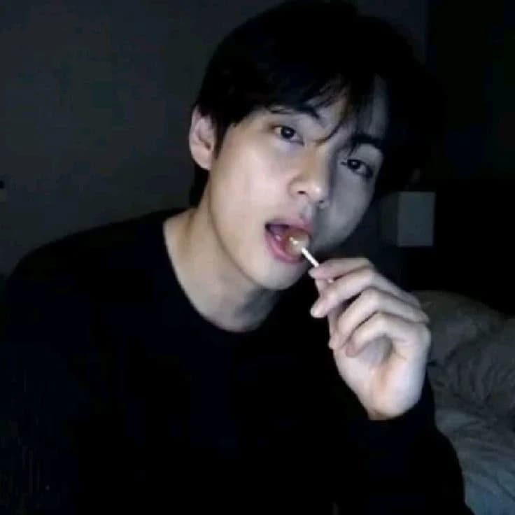 Kim Taehyung thumbnail