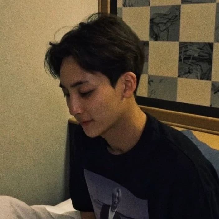 Yoon Jeonghan  thumbnail