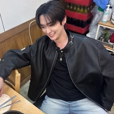 Lee Know thumbnail