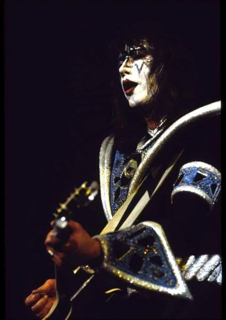 Ace Frehley thumbnail
