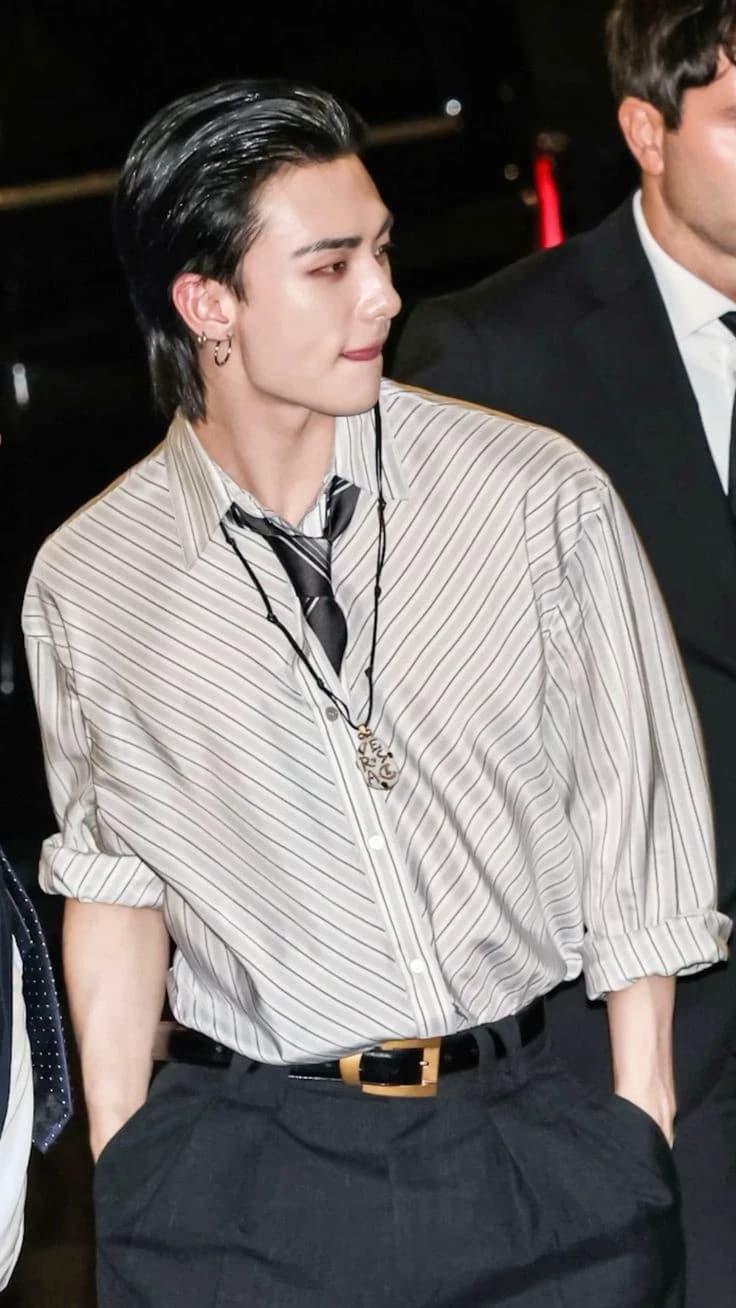 Hyunjin thumbnail