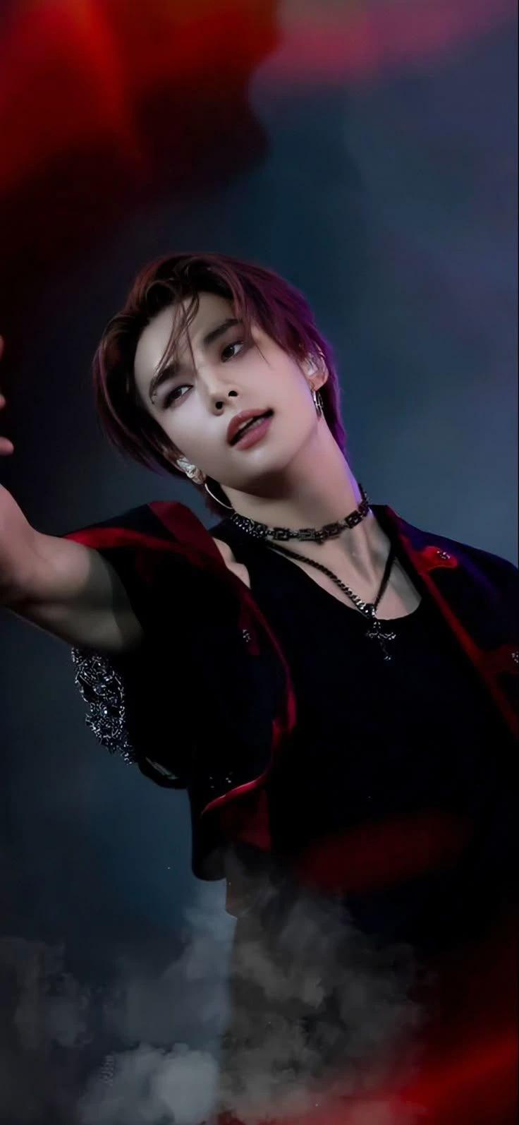 Hyunjin thumbnail