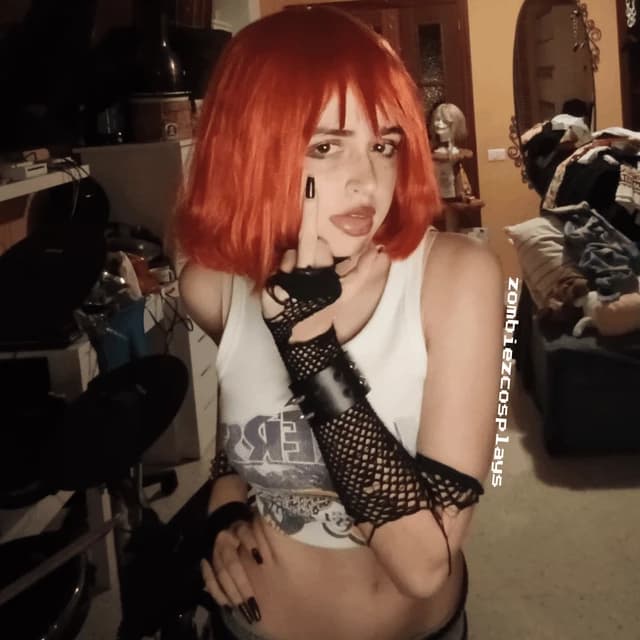 Zoe Taylor  thumbnail