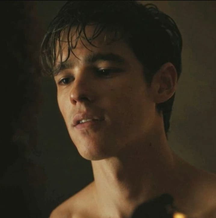 (Detective) Dick Grayson thumbnail