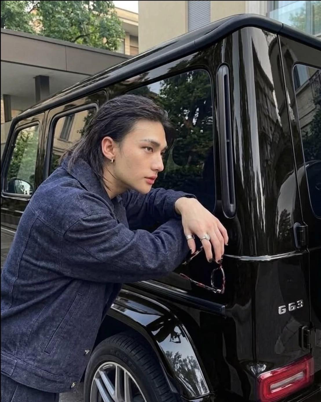 Hyunjin thumbnail