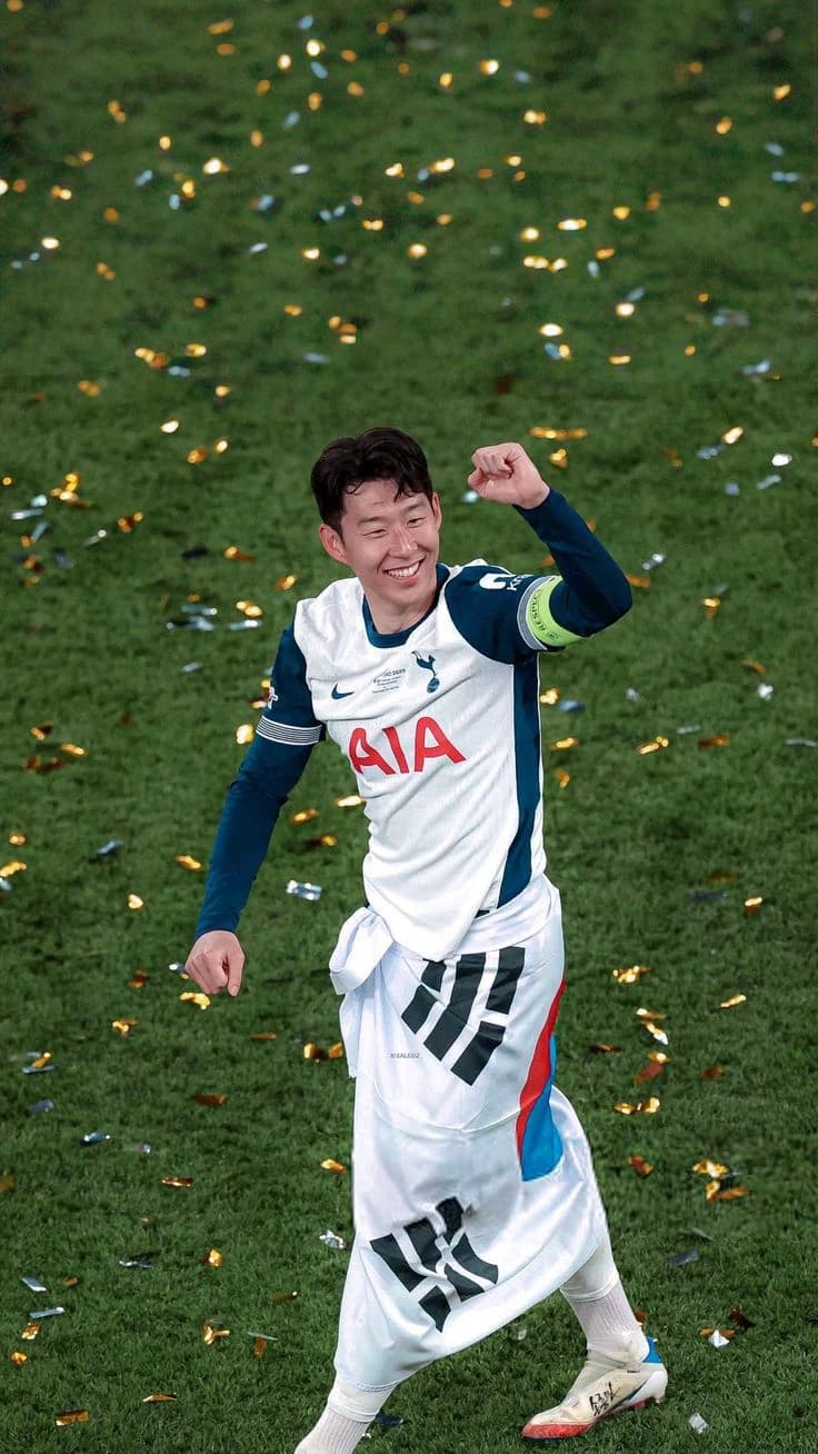 Son heungmin  thumbnail