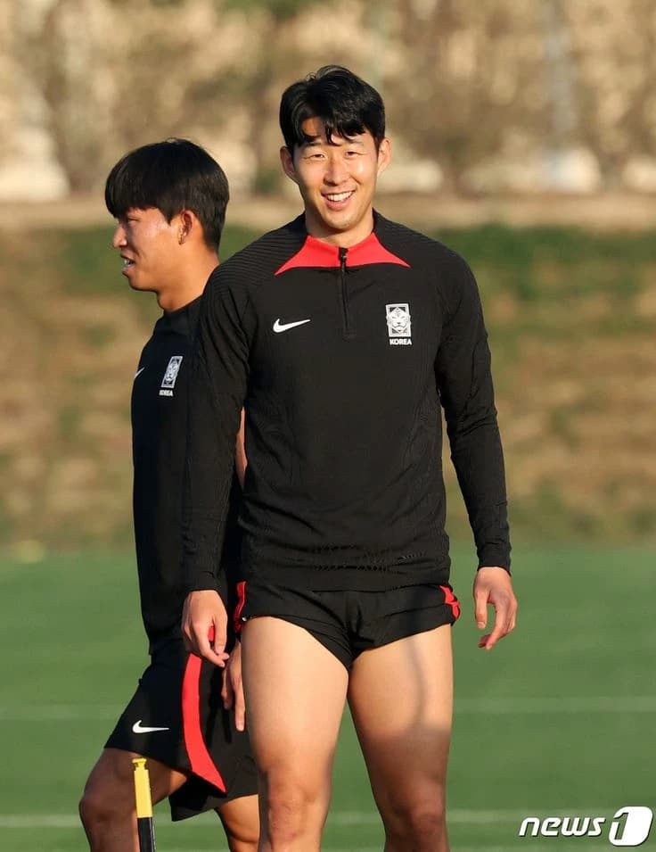 Son heungmin  thumbnail