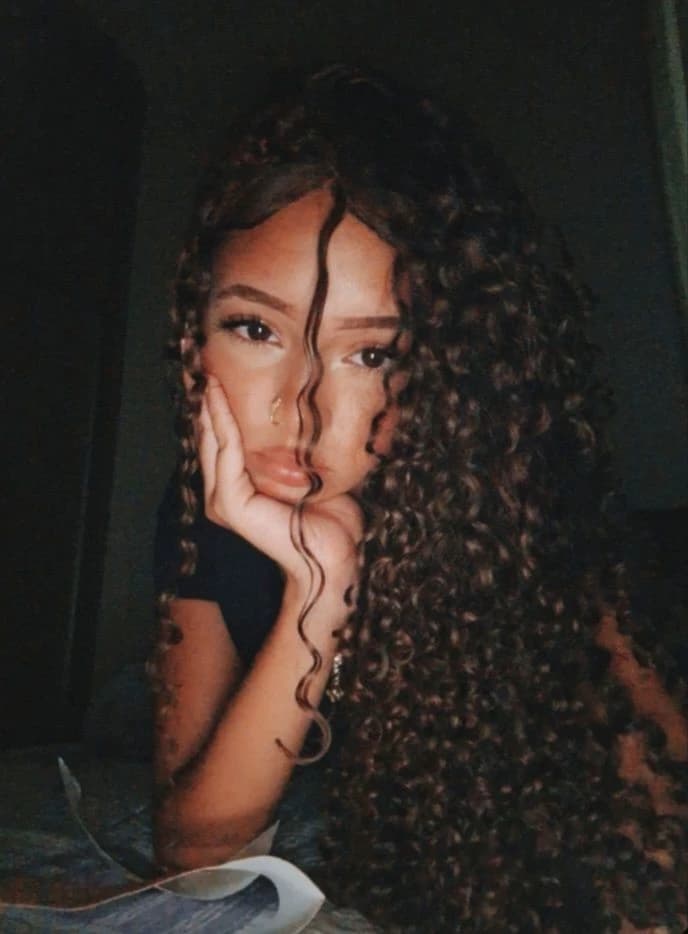 Letícia thumbnail