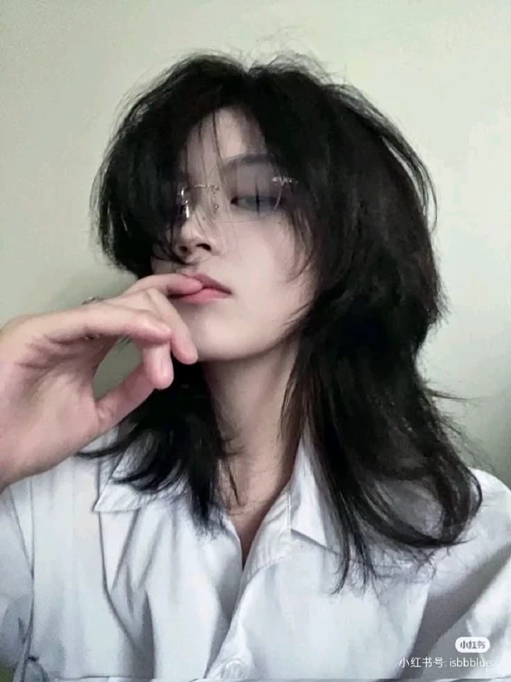 Kyrai 🖤 thumbnail