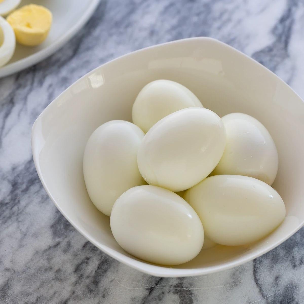 Boiled eggs. thumbnail