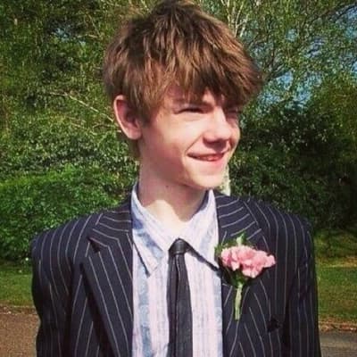 Simon Brown thumbnail